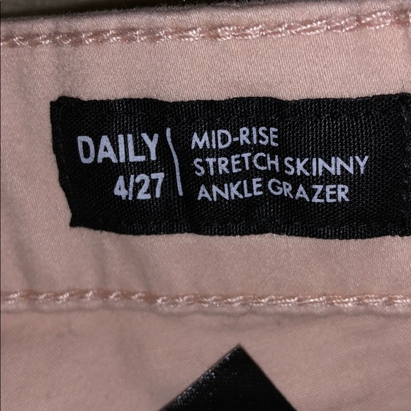 Women’s stretch jeans - Picture 2 of 5